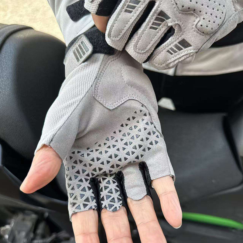Breathable Lightweight Half-Finger Gloves Breathable Lightweight Half-Finger Gloves