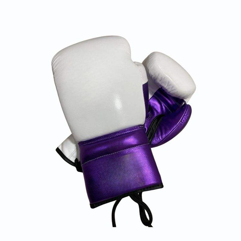 Luxury Professional Cowhide Lace-Up Boxing Gloves Luxury Professional Cowhide Lace-Up Boxing Gloves
