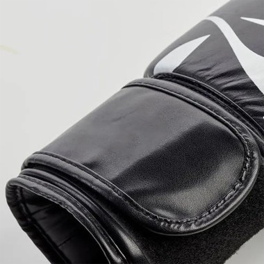 Stylish Color-Block Martial Arts & Boxing Gloves